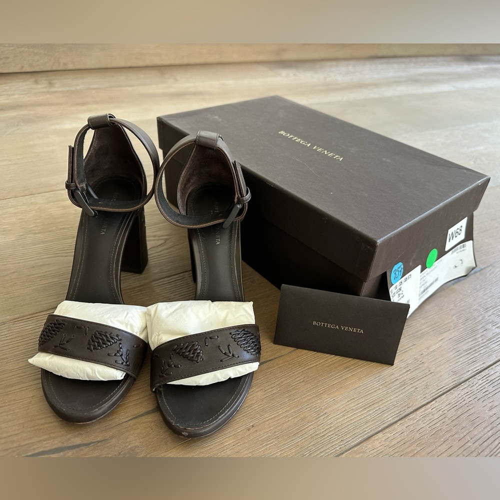 Bottega Veneta woven leather heels sandals, size 35.5